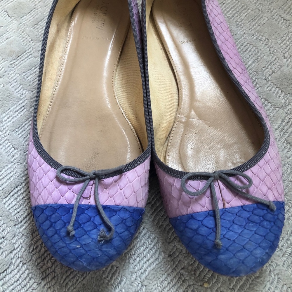 Two-tone purple ballet flats!